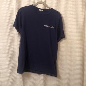 twin peaks graphic tee